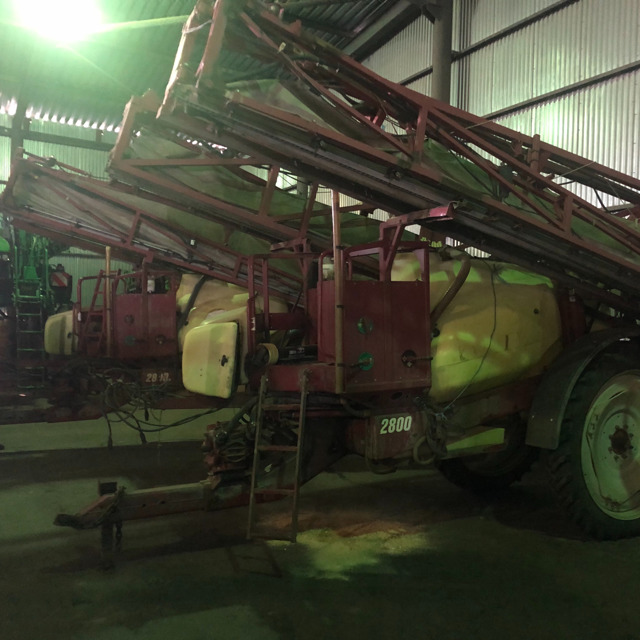 Прицепной Опрыскиватель HARDI 2800